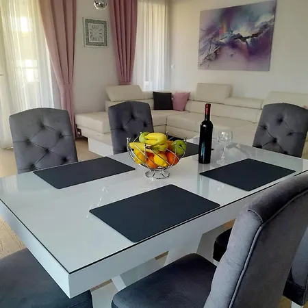 Arijana Apartment