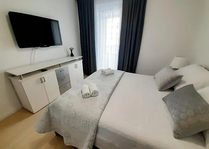 Arijana Apartment *